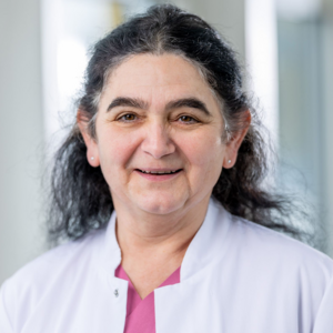 Porträt Dr. med. Katrin Schöche Sektionsleitung der Schmerztherapie und Schmerztagesklinik am Sana Klinikum Hof