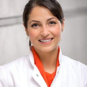 Dr. Melodi Motamedi