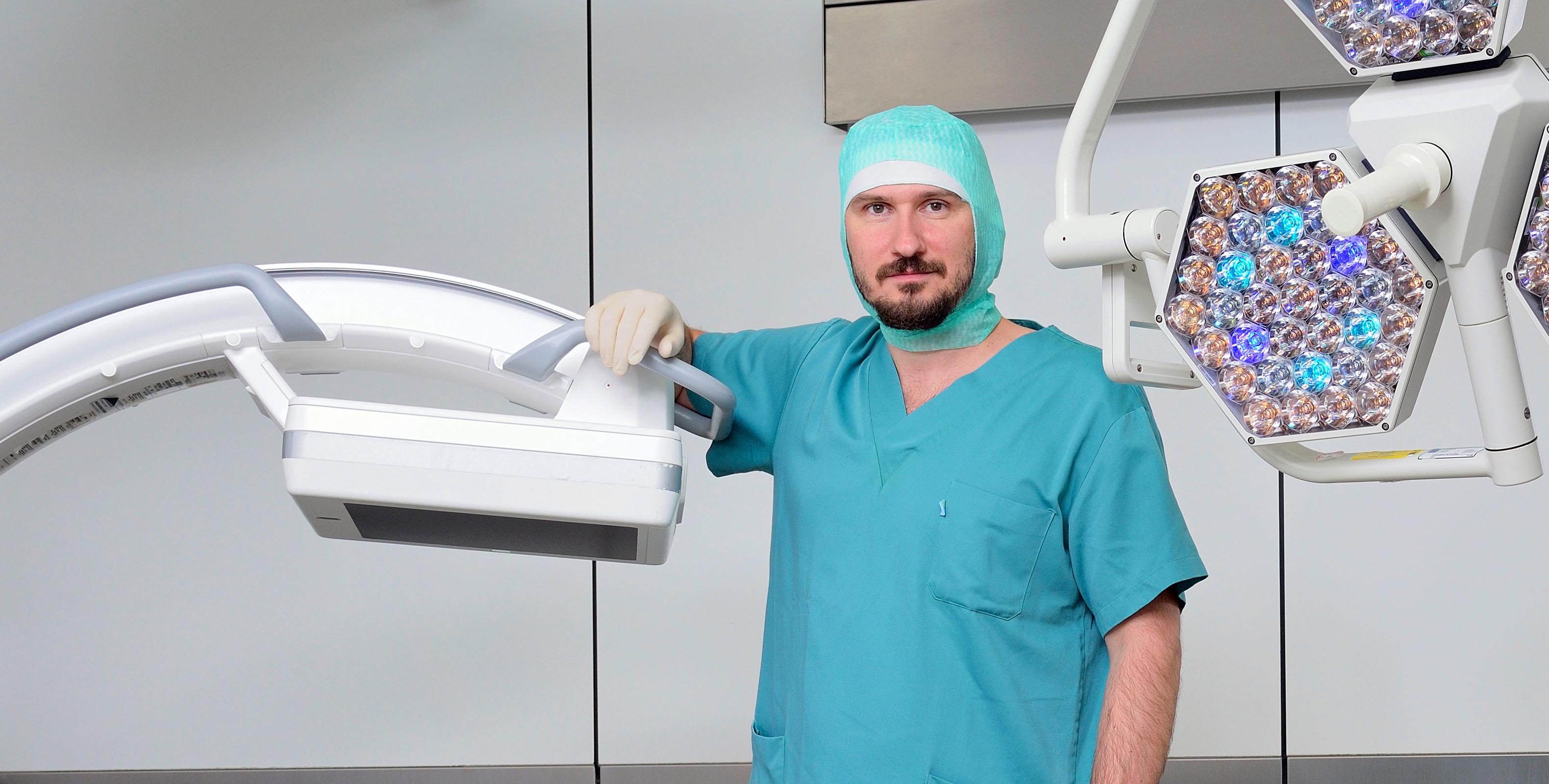 Dr. med. Bernhard Menhart